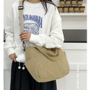 Bolsa Feminina Cotelê Coreana Grande Capacidade Ombro Transversal Casual com Pingente